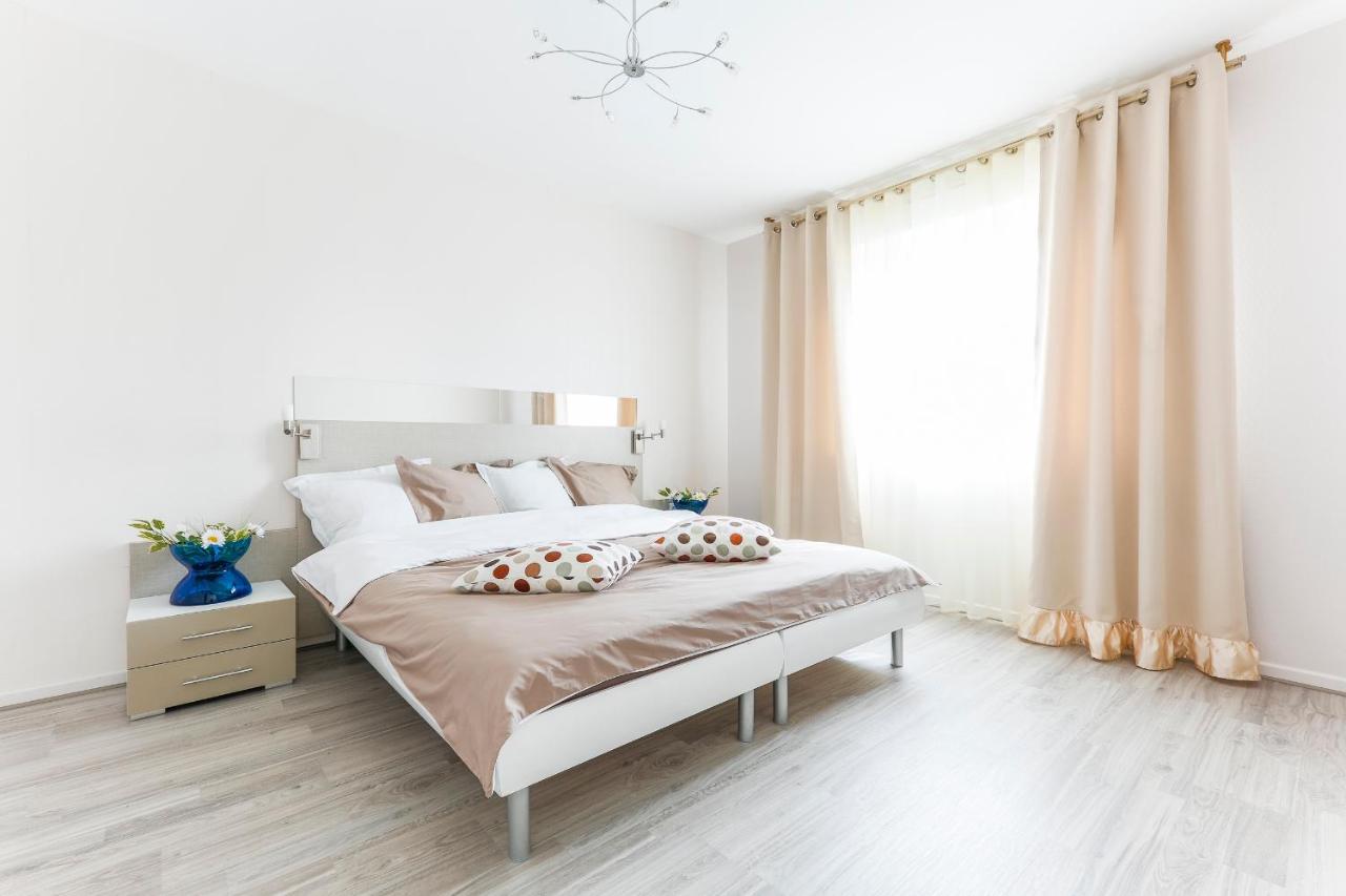 Appartement "Le Maia" Selestat Bagian luar foto